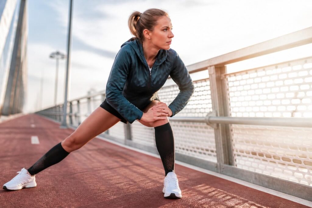 Sport et bas de contention : usages, précautions et bénéfices pour les sportifs